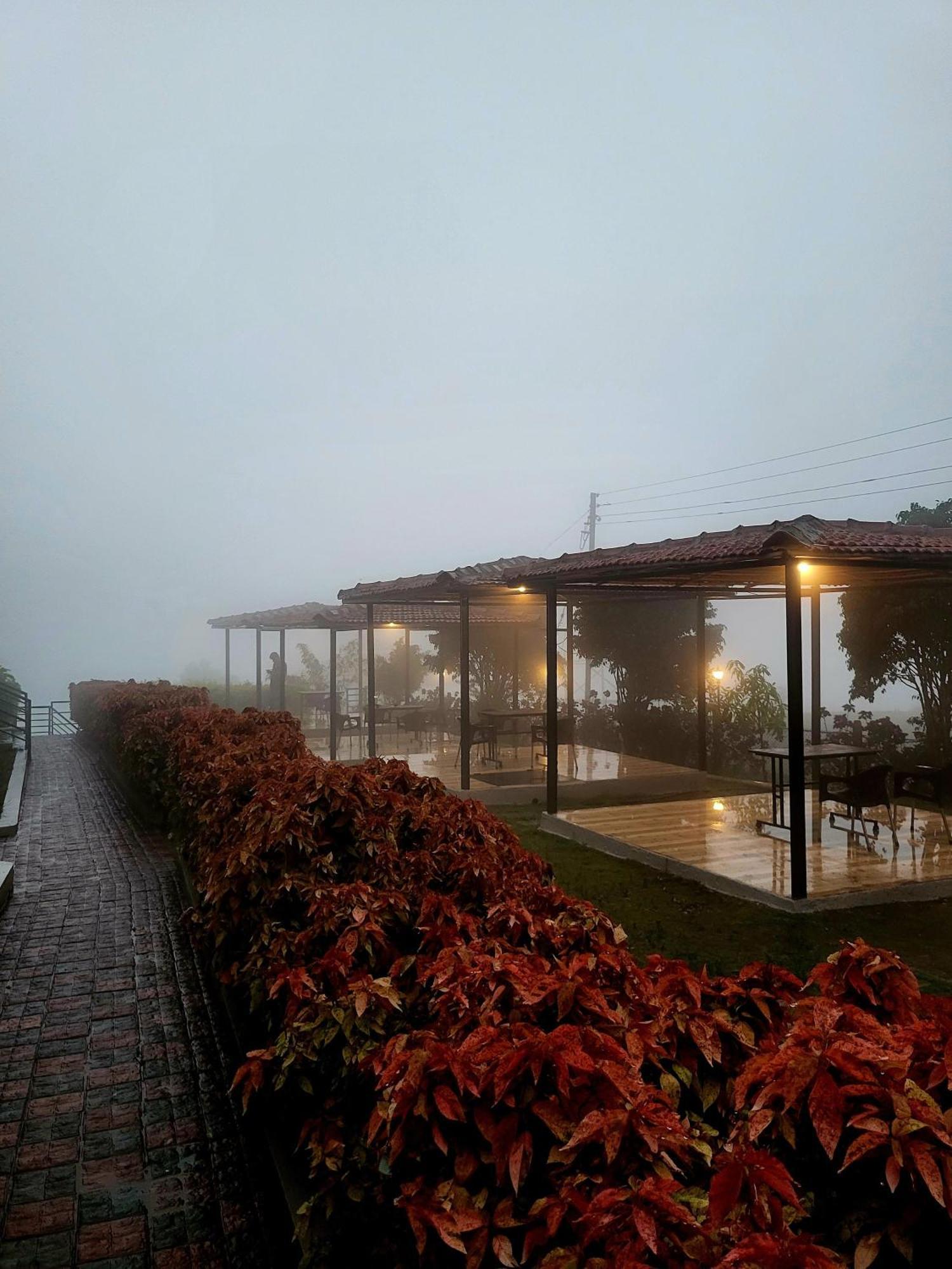 Vayu Resort - Kas Pathar Kanera Esterno foto